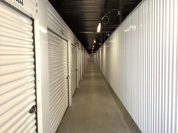 Devon Self Storage Joliet, Illinois - 2100 Essington Road
