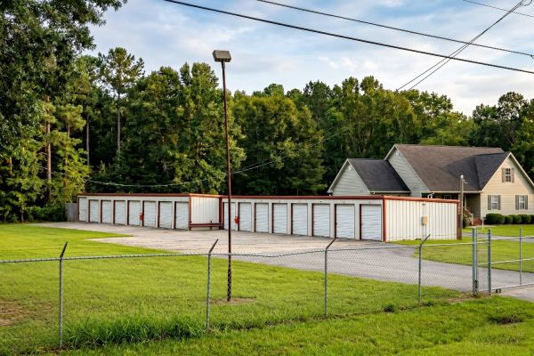 Texas Lake Storage - North (618 FM 17) - 618 North Farm to Market Road 17