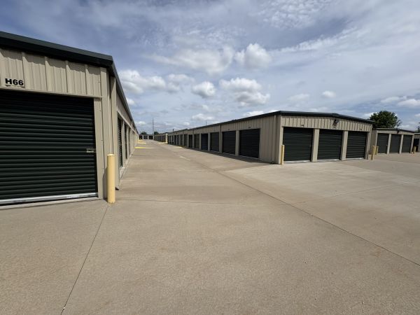 Silverback Storage - Independence - 718 Route 291
