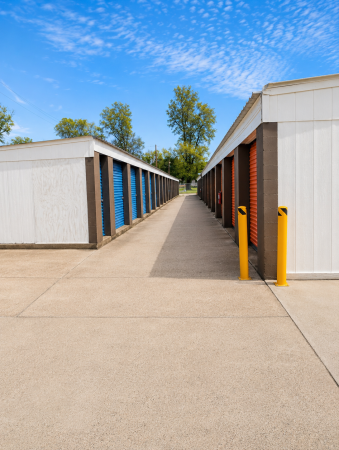 Barksdale Self Storage - 2205 Barksdale Blvd
