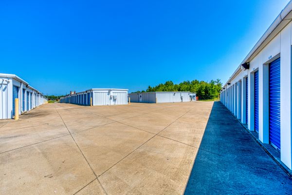 Fayetteville Storage of Owen Drive - 2560 Owen Drive