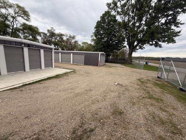 Stop, Drop & Lock Storage - 585 Saint Joseph Road