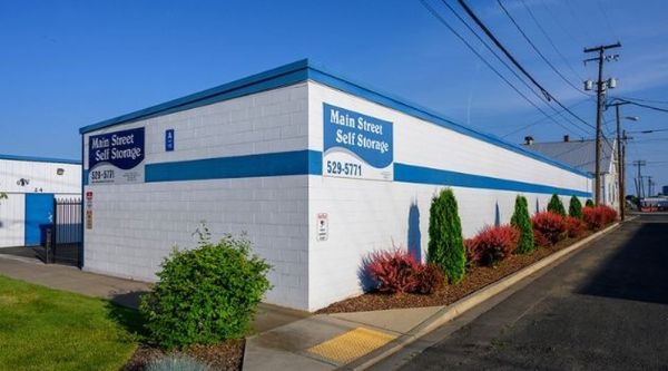 Main Street Self Storage - 1010 West Main Street