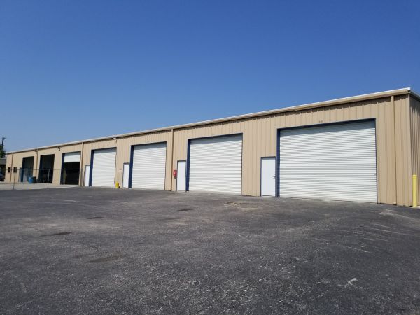 Alamo Storage - 9738 North Interstate 35