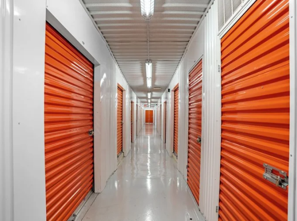 Storage Star - North Brunswick - Adams - 820 Adams Lane