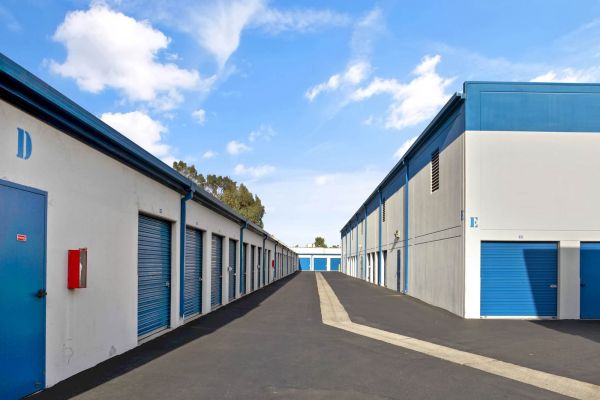 US Storage Centers - Laguna Hills - 23370 Moulton Pky - 23370 Moulton Pky