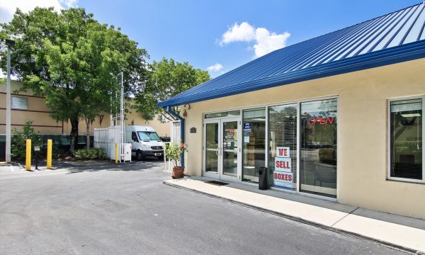 US Storage Centers - Hialeah - 2771 W 76th Street - 2771 W 76th Street