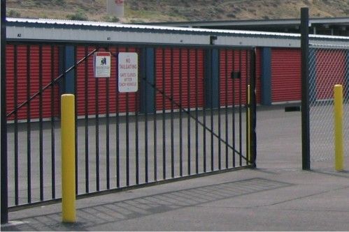 Baker Flats Self Storage - 5521 Enterprise Dr
