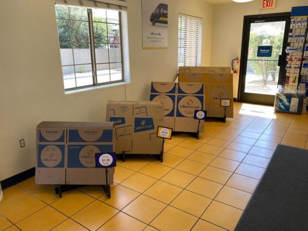 Life Storage - Glendale - 59th Avenue - 13902 N 59th Ave