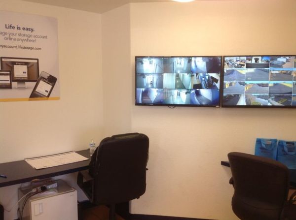Life Storage - Glendale - 59th Avenue - 13902 N 59th Ave