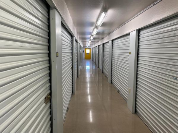 Life Storage - Glendale - 59th Avenue - 13902 N 59th Ave
