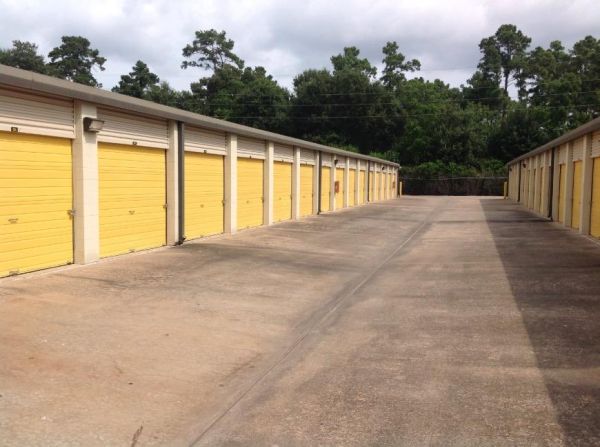 Life Storage - Houston - 13033 Jones Road - 13033 Jones Rd