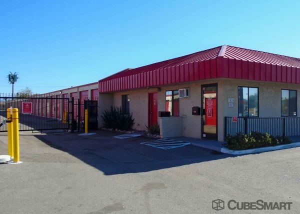CubeSmart Self Storage - Tucson - 2424 North Oracle Road - 2424 North Oracle Road