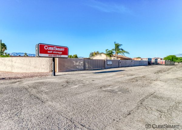 CubeSmart Self Storage - Tucson - 975 S Prudence Rd - 975 S Prudence Rd