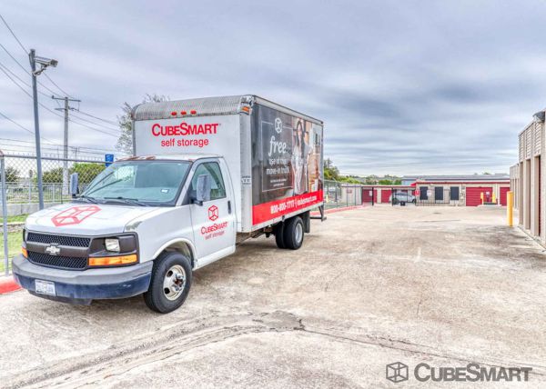 CubeSmart Self Storage - College Station - 104 Holleman Drive - 104 Holleman Drive