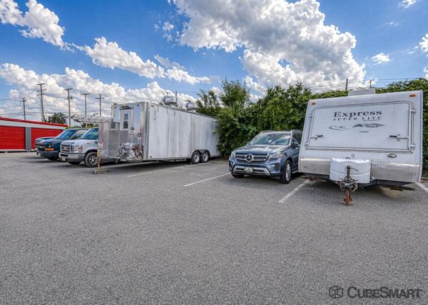 CubeSmart Self Storage - East Hanover - 60 Littell Road