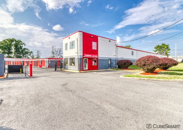 CubeSmart Self Storage - Linden - 1951 E Linden Ave - 1951 E Linden Ave