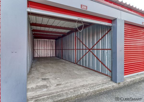 CubeSmart Self Storage - Linden - 1951 E Linden Ave - 1951 E Linden Ave