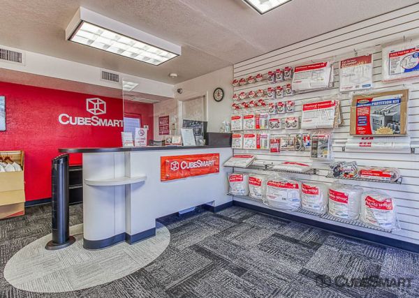 CubeSmart Self Storage - Glendale - 7028 North Dysart Road