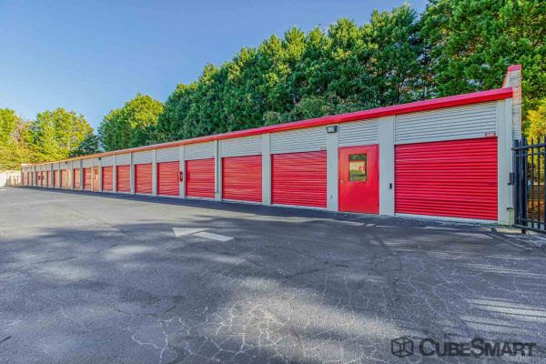 CubeSmart Self Storage - Raleigh - 950 Trinity Rd - 950 Trinity Rd