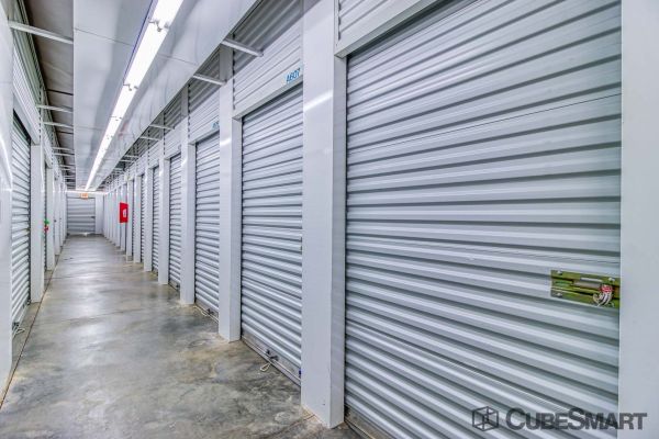 CubeSmart Self Storage - Raleigh - 950 Trinity Rd - 950 Trinity Rd