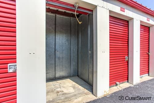 CubeSmart Self Storage - Middleburg Heights - 6801 Engle Road