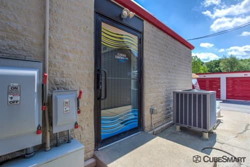 CubeSmart Self Storage - Middleburg Heights - 6801 Engle Road