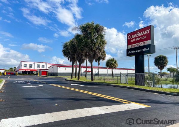 CubeSmart Self Storage - Merritt Island - 115 Amsdell Rd