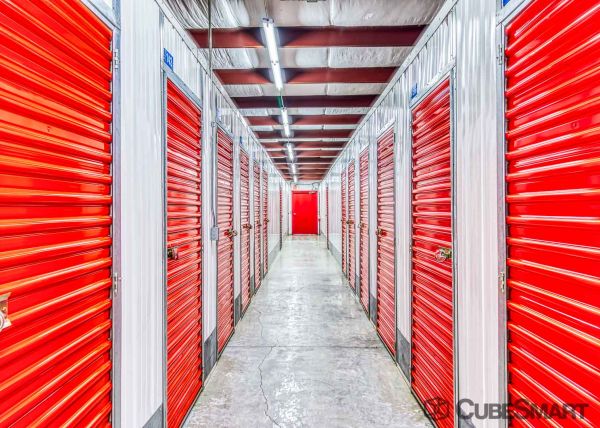 CubeSmart Self Storage - Lakeland - 2200 Heritage Dr