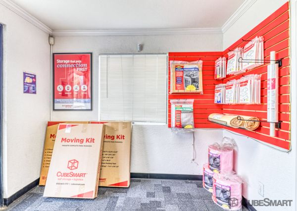 CubeSmart Self Storage - San Bernardino - 802 W 40th St - 802 W 40th St