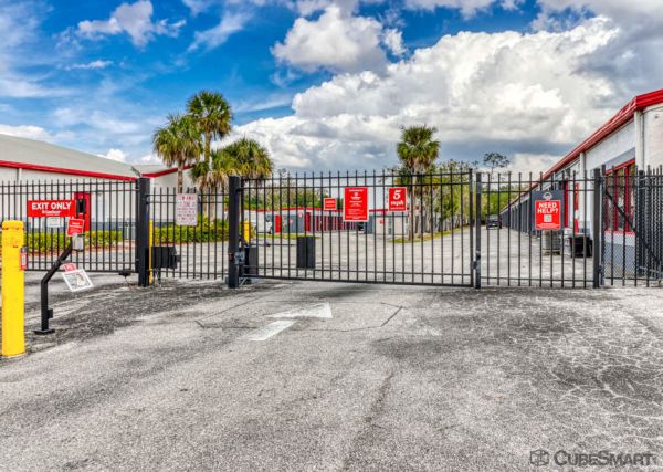 CubeSmart Self Storage - Naples - 5650 Naples Blvd - 5650 Naples Blvd