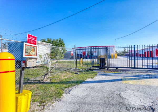 CubeSmart Self Storage - Stuart - 550 SE Harper St