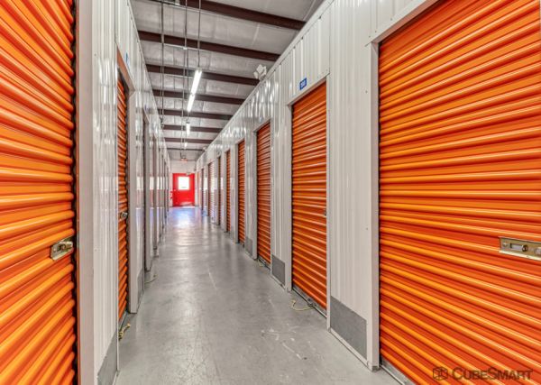 CubeSmart Self Storage - Sarasota - 8250 N. Tamiami Trail - 8250 N. Tamiami Trail