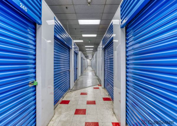 CubeSmart Self Storage - Baltimore - 8432 Pulaski Hwy - 8432 Pulaski Hwy
