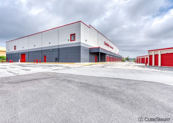 CubeSmart Self Storage - Baltimore - 8432 Pulaski Hwy - 8432 Pulaski Hwy