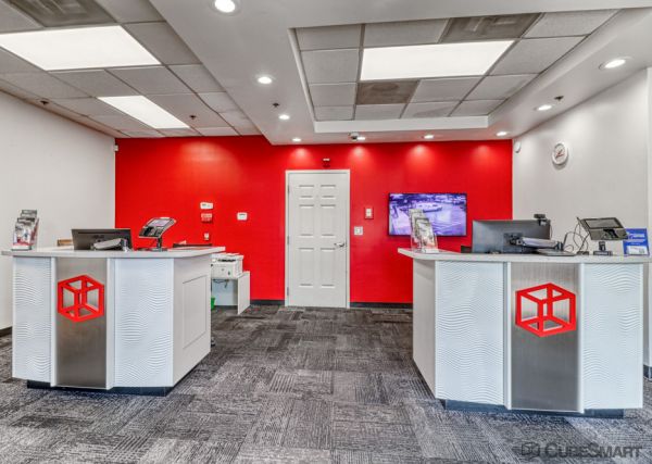 CubeSmart Self Storage - Camp Springs - 6104 Allentown Road