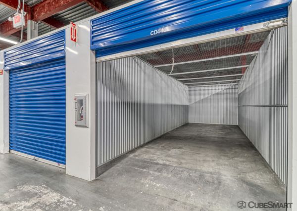 CubeSmart Self Storage - Camp Springs - 6104 Allentown Road