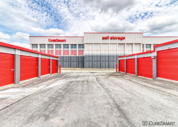 CubeSmart Self Storage - Camp Springs - 6104 Allentown Road