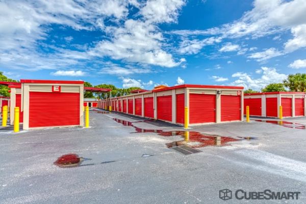 CubeSmart Self Storage - West Palm Beach - 7501 S. Dixie Highway - 7501 S. Dixie Highway