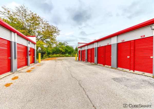 CubeSmart Self Storage - Mundelein - 1080 S. Butterfield Road