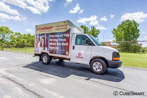 15 Cheap Storage Units Streamwood Il From 19 Local Storage Near You