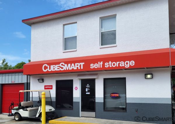 CubeSmart Self Storage - Lutz - 1402 East Bearss Ave - 1402 East Bearss Ave
