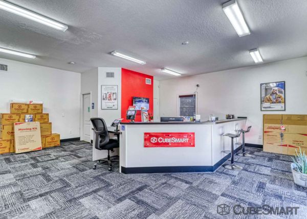 CubeSmart Self Storage - Lutz - 1402 East Bearss Ave - 1402 East Bearss Ave