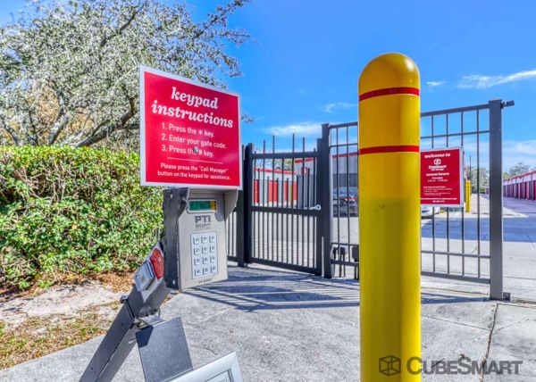 CubeSmart Self Storage - Lutz - 1402 East Bearss Ave - 1402 East Bearss Ave