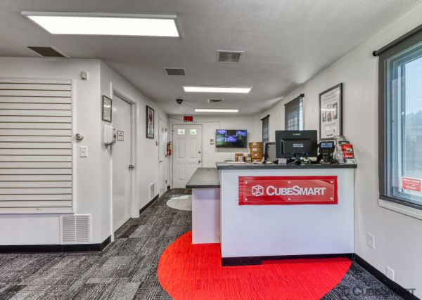CubeSmart Self Storage - Manchester - 510 North Main Street - 510 North Main Street