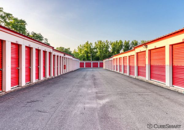 CubeSmart Self Storage - Manchester - 510 North Main Street - 510 North Main Street