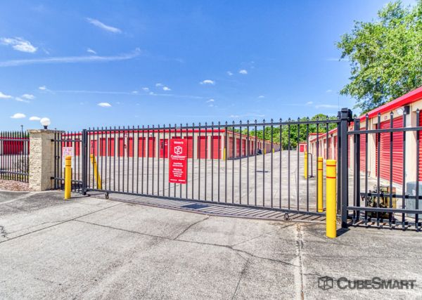 CubeSmart Self Storage - Sanford - 3508 S Orlando Dr - 3508 S Orlando Dr