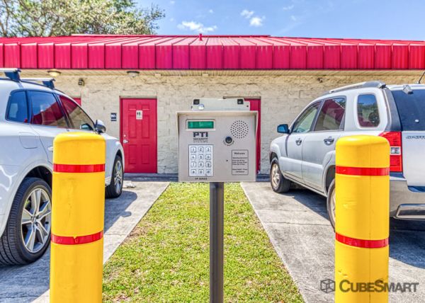 CubeSmart Self Storage - Sanford - 3508 S Orlando Dr - 3508 S Orlando Dr
