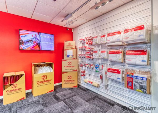 CubeSmart Self Storage - Jacksonville - 11570 Beach Blvd - 11570 Beach Blvd