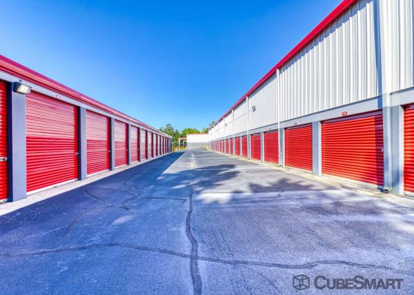 CubeSmart Self Storage - Suwanee - 105 Old Peachtree Rd NW - 105 Old Peachtree Rd NW